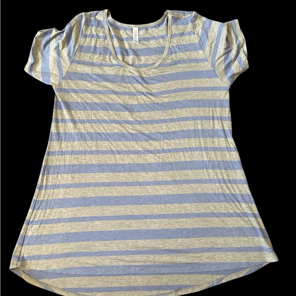 LuLaRoe Women’s XL Gray Blue Stripe Scoop Neck Swing Tunic Top NWT - Picture 1 of 5
